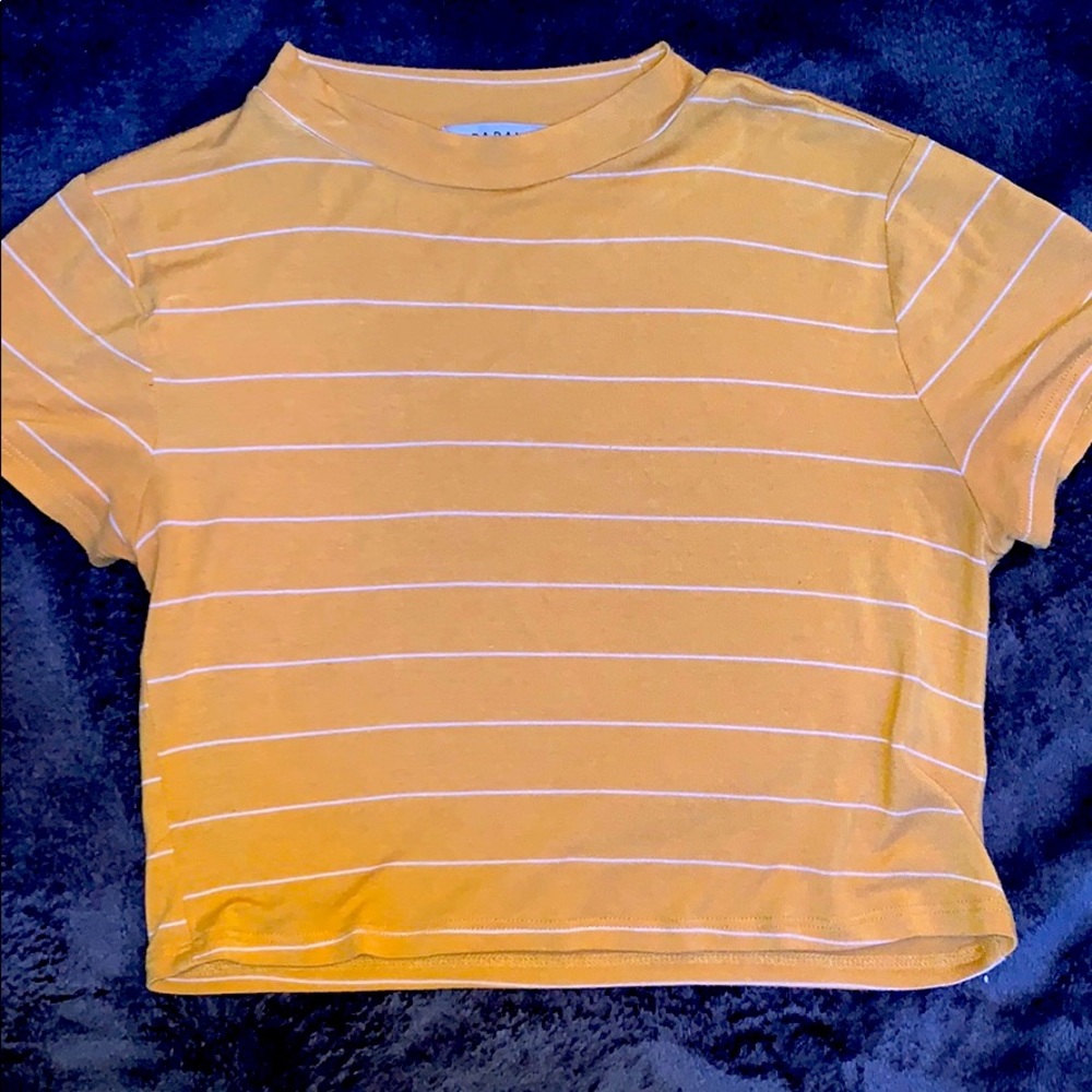 Crop top T-shirt